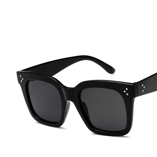 Occhiali da sole street style quadrati