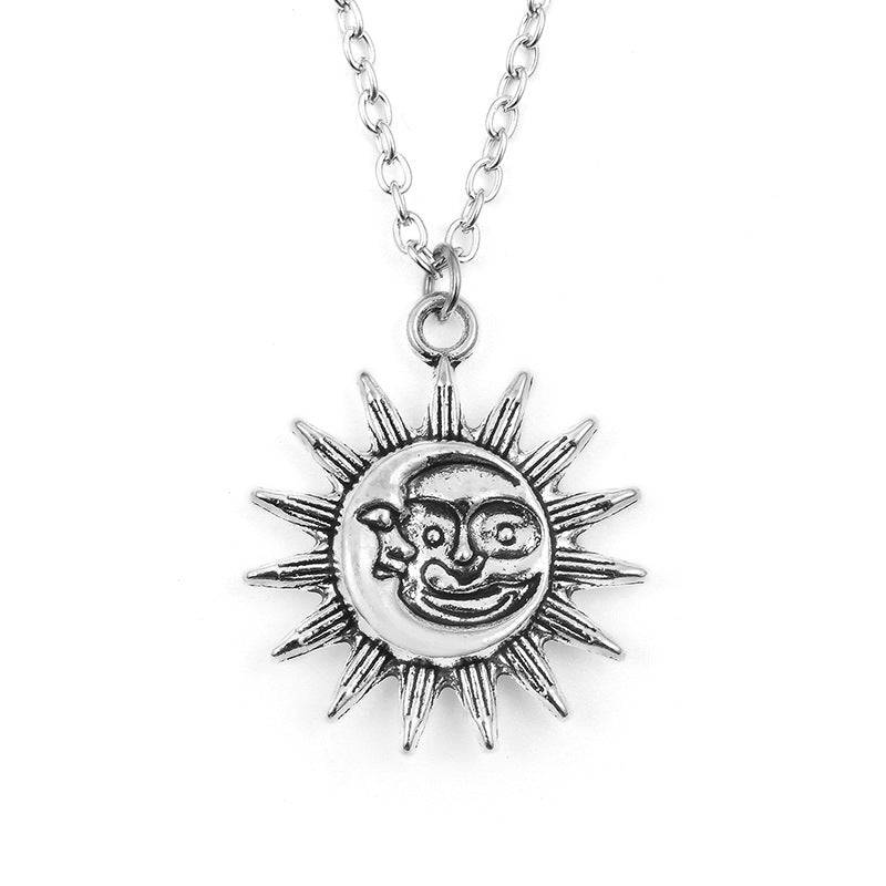Collana sole sorridente