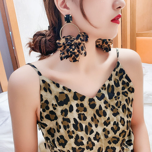 Orecchini leopardati argento