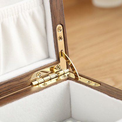 Collana con lucchetto legno