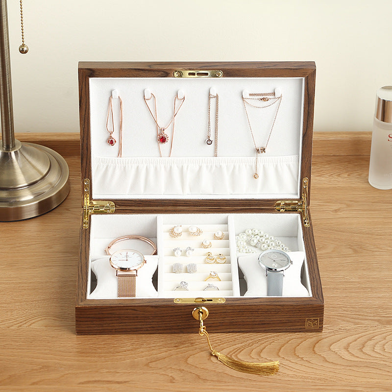 Collana con lucchetto legno