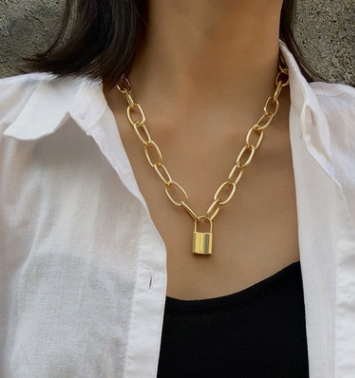 Collana perla punk