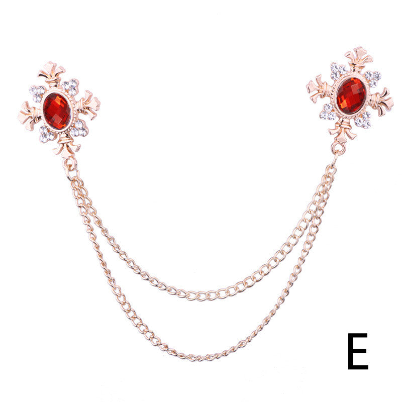 Spilla in strass con croce