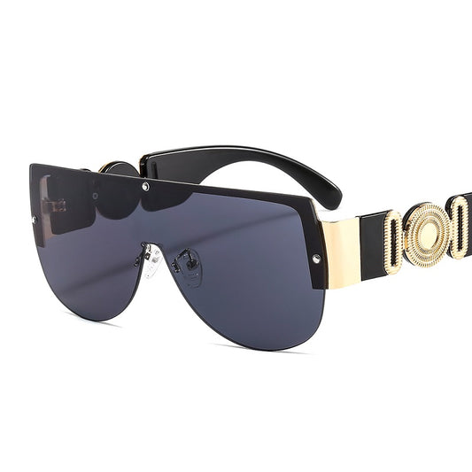 Occhiali da sole mezza montatura futurista