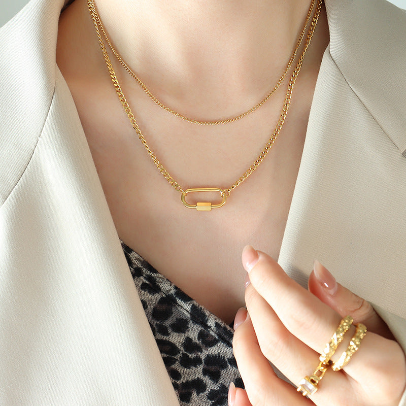 Collana fibbia ovale titanio