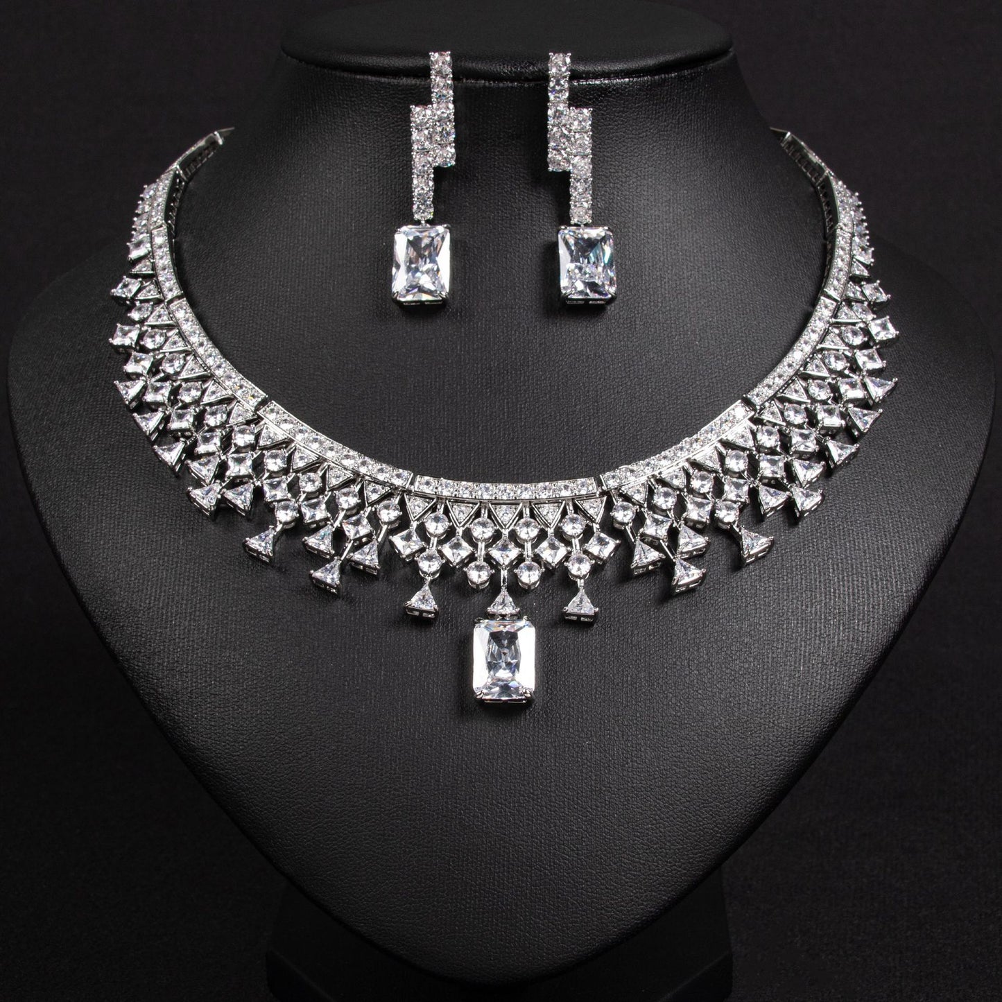 Set collana e orecchini zircone