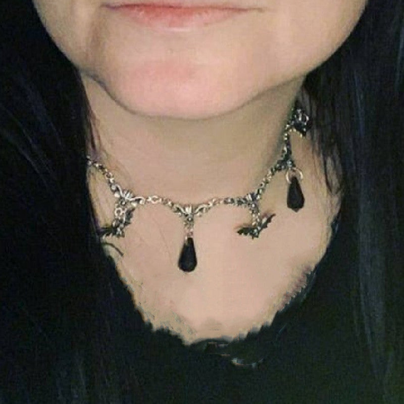 Collana pipistrello gotica punk