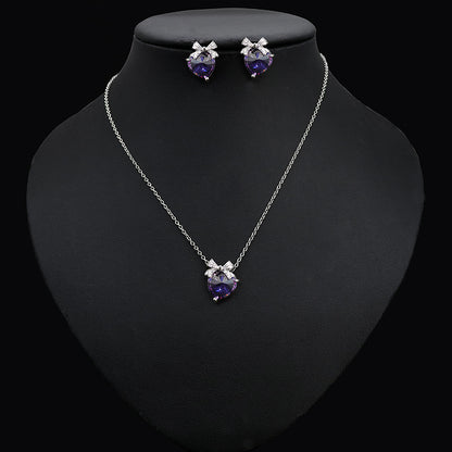 Set Collana e Orecchini con stud