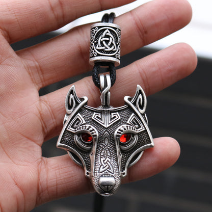 Collana rune vichinghe nodo triangolare