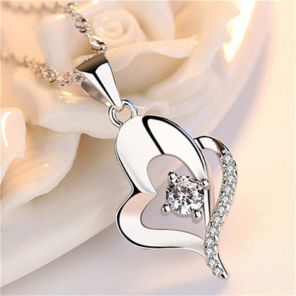 Collana corta pendente cuore
