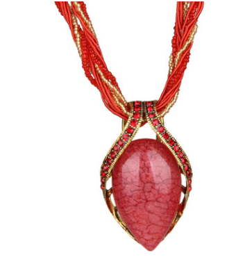 Collana con opale e cristallo