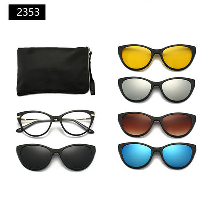 Occhiali da sole con astuccio