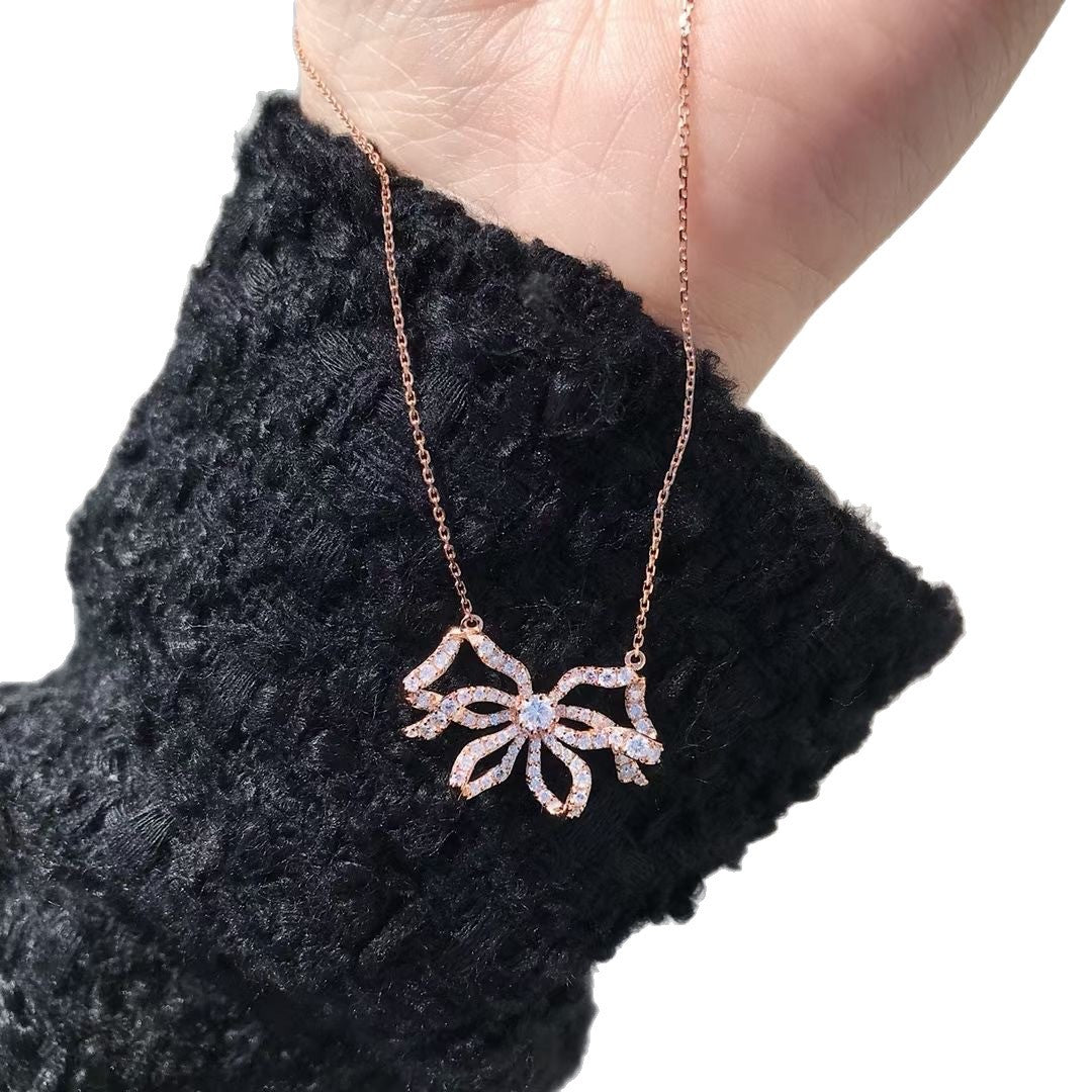 Collana fiocco con gemme