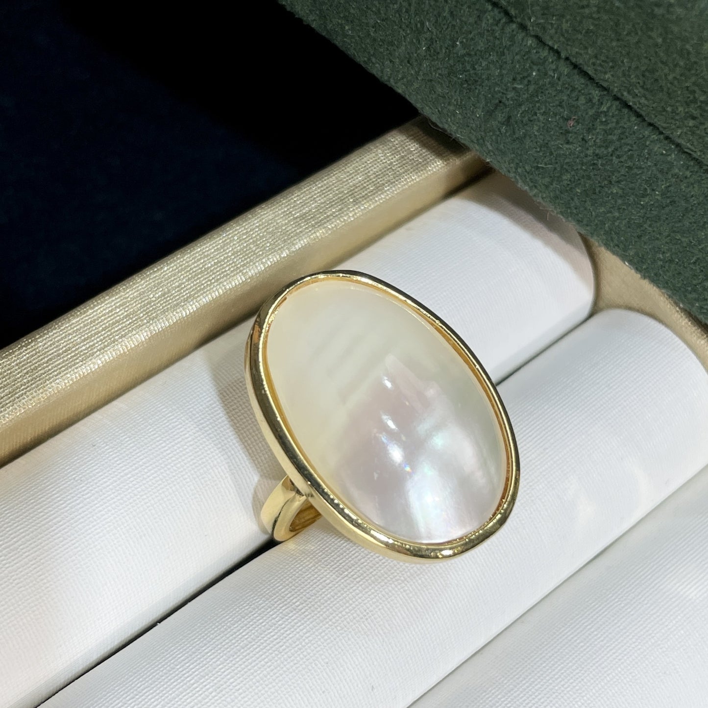 Anello perla Mabe blu