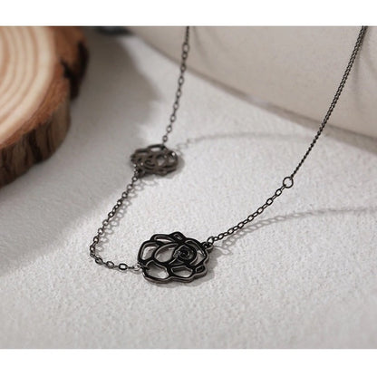 Collana camelia choker