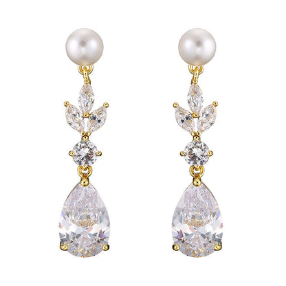 Orecchini goccia con foglie zircone