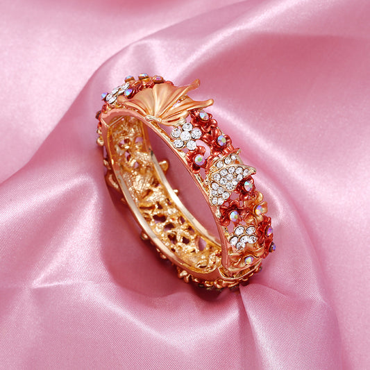 Bracciale farfalla e fiore aperto