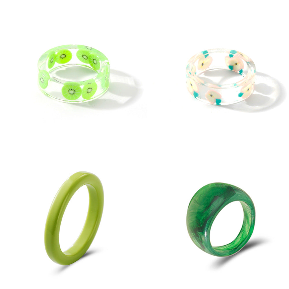 Anello trasparente in resina