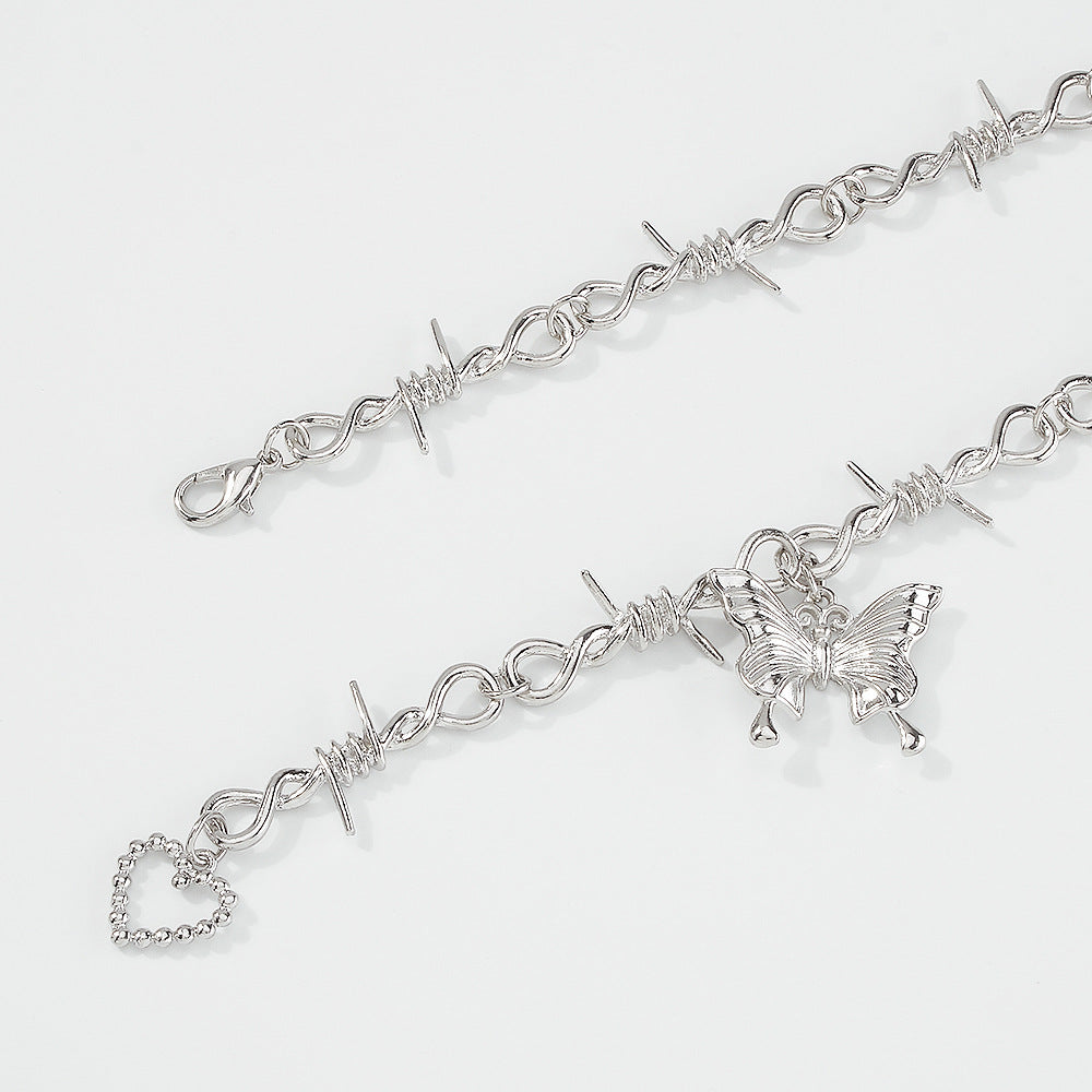 Collana lunga con farfalla