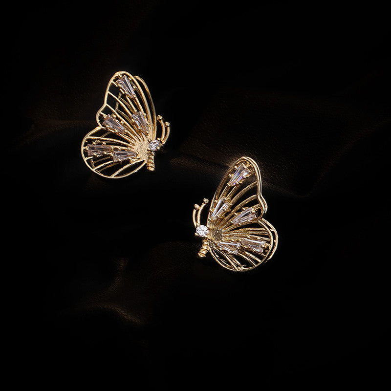 Orecchini farfalla tridimensionali