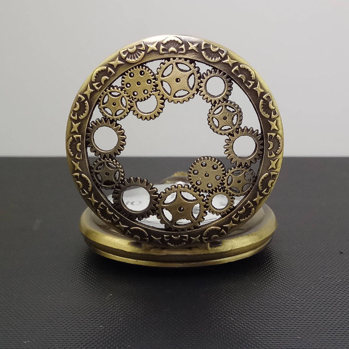 Orologio da tasca vintage cavo con ingranaggi