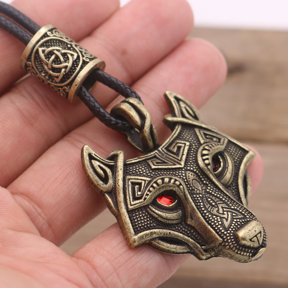 Collana rune vichinghe nodo triangolare