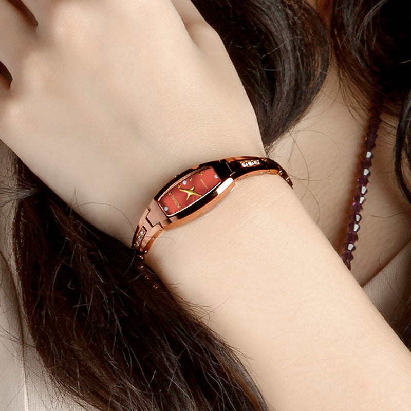 Orologio da donna in acciaio impermeabile