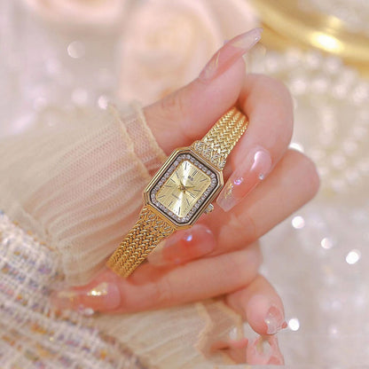 Orologio quadrato a mesh dorato