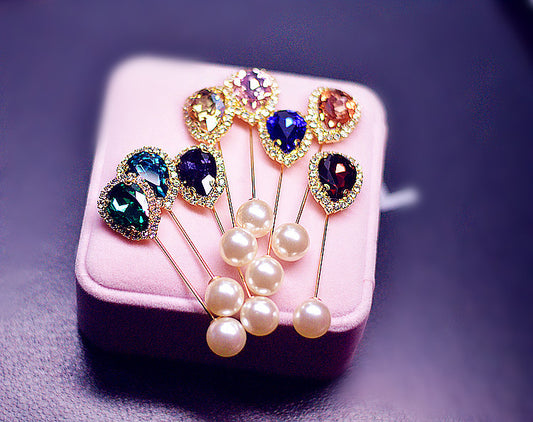 Spilla fiore con diamanti