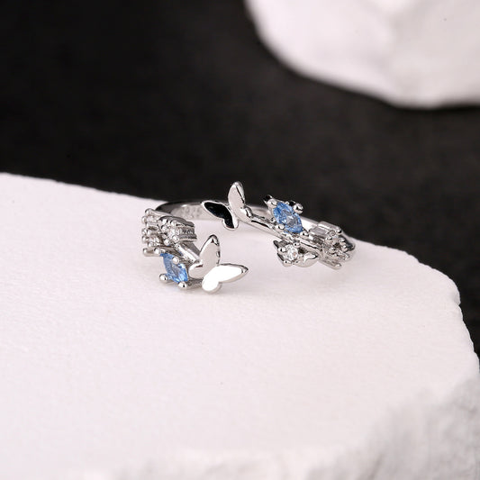 Anello farfalla e diamanti