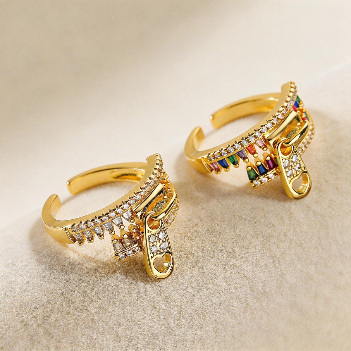 Anello zirconi raffinato