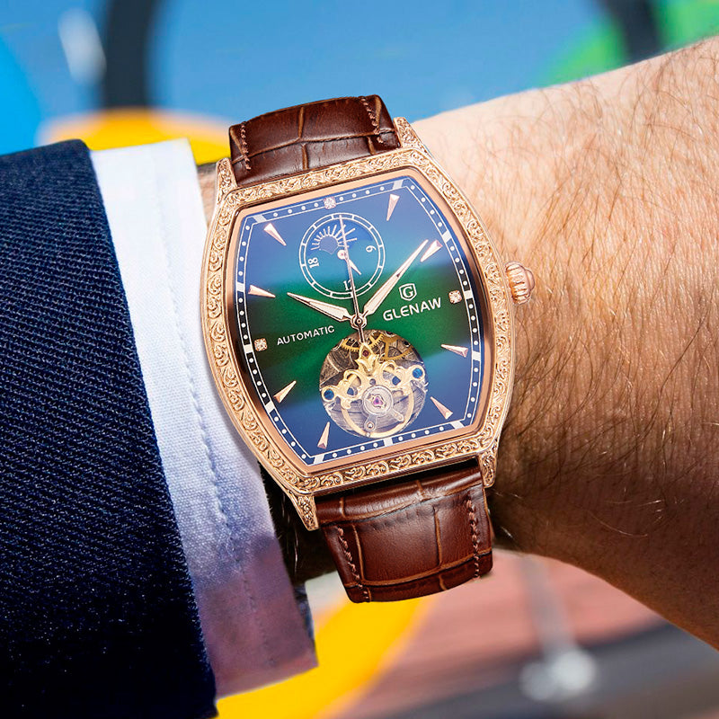 Orologio automatico traforato pelle luminescente