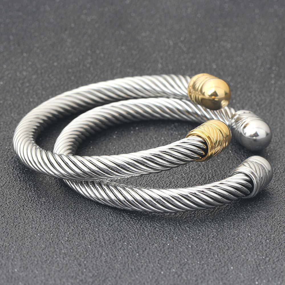 Bracciale cavo regolabile