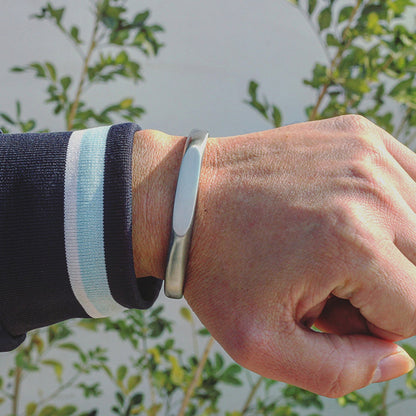 Bracciale retrò acciaio titanio