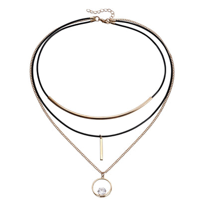 Collana pelle triangolo con zirconi