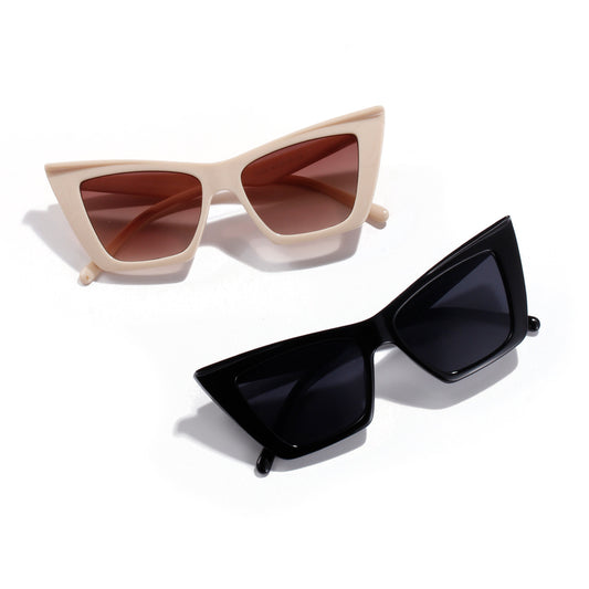 Occhiali cat-eye triangolo