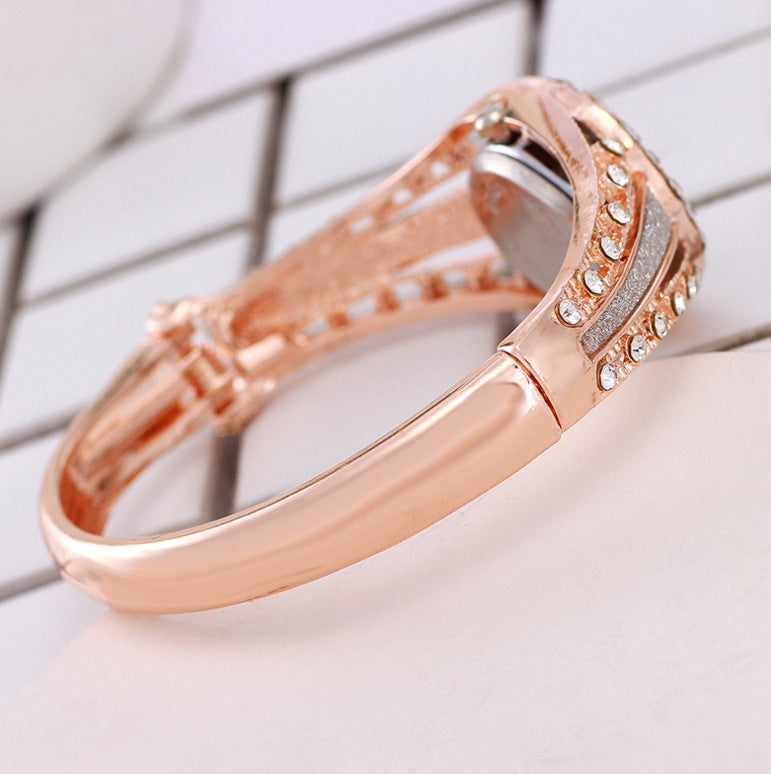 Orologio braccialetto da studentessa