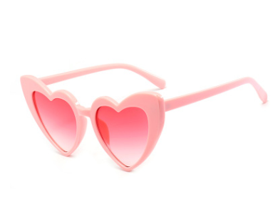 Occhiali da sole a cuore