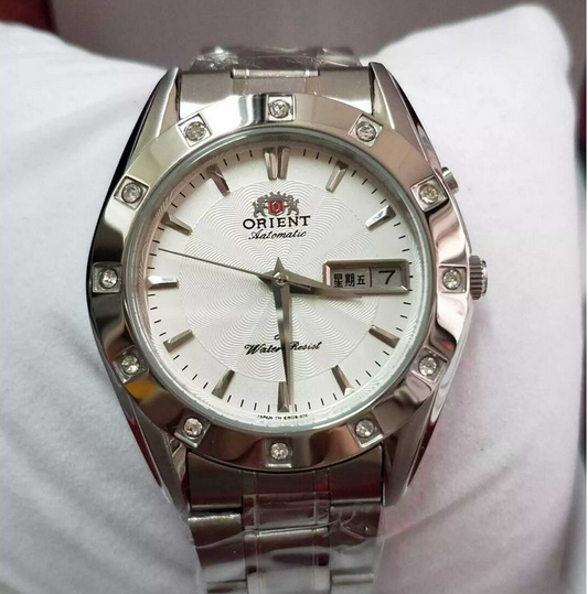 Orologio meccanico leone