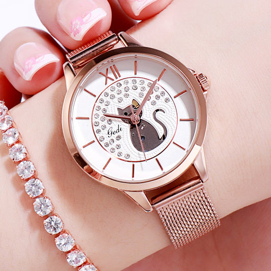 Orologio con gatto con diamanti