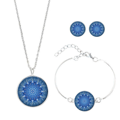 Collana mandala floreale pietre preziose