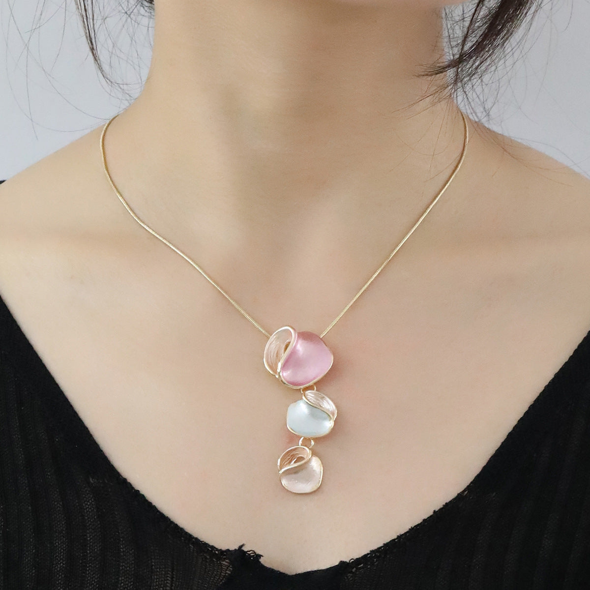 Collana irregolare verniciata