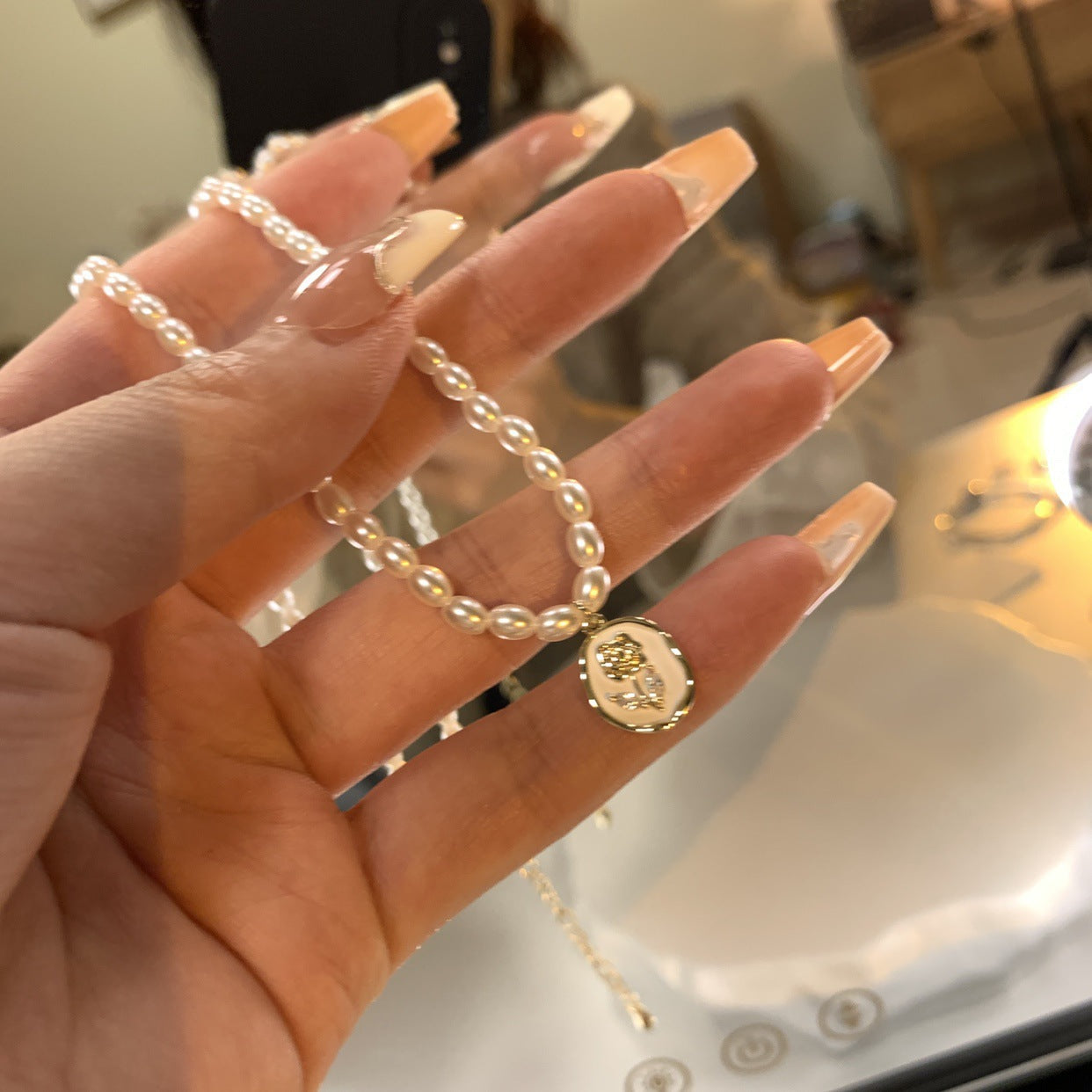 Collana di perle minimal
