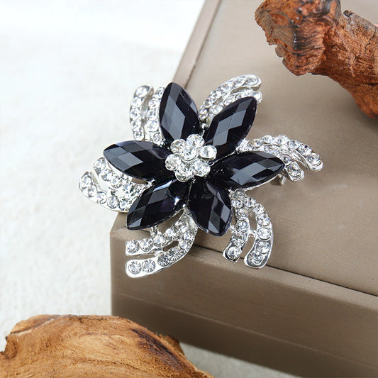Spilla con strass