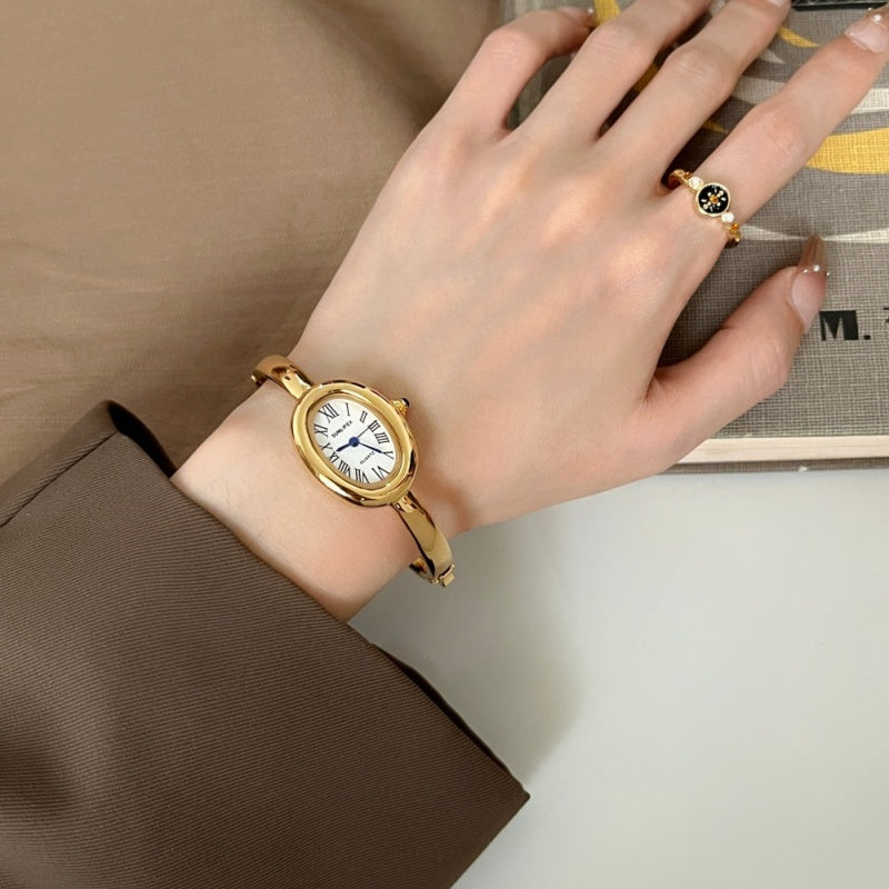 Orologio numeri romani da donna ovale
