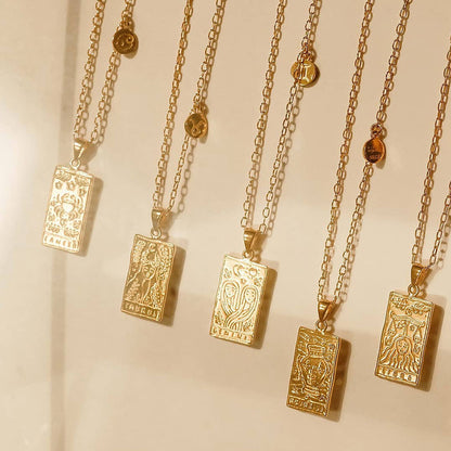 Collana zodiacale con targhetta