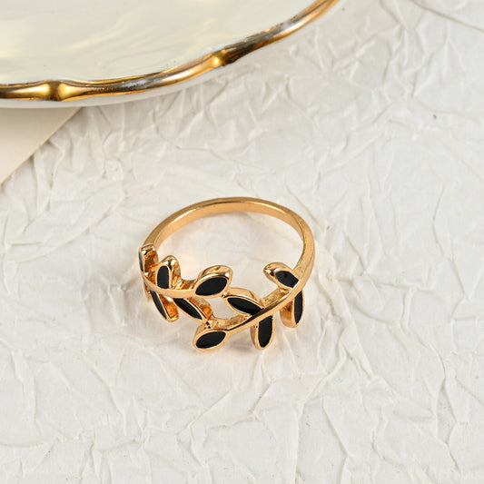 Anello foglia geometrico