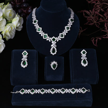 Set gioielli goccia di zircone