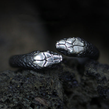 Anello Doppio Serpente Gotico