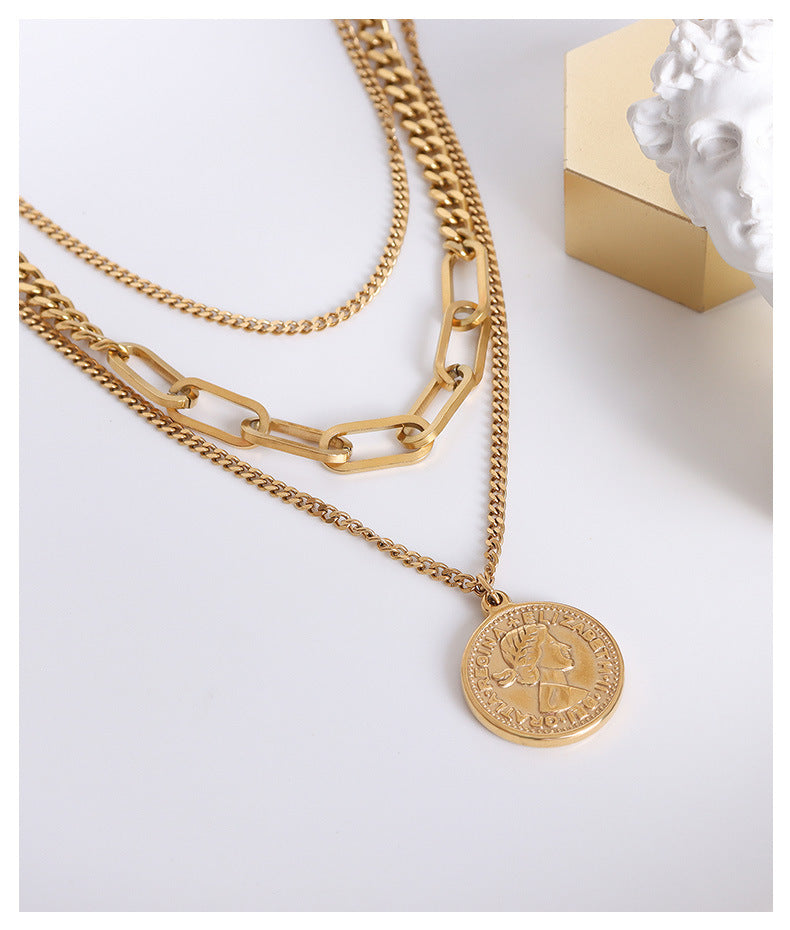 Collana medaglione ritratto